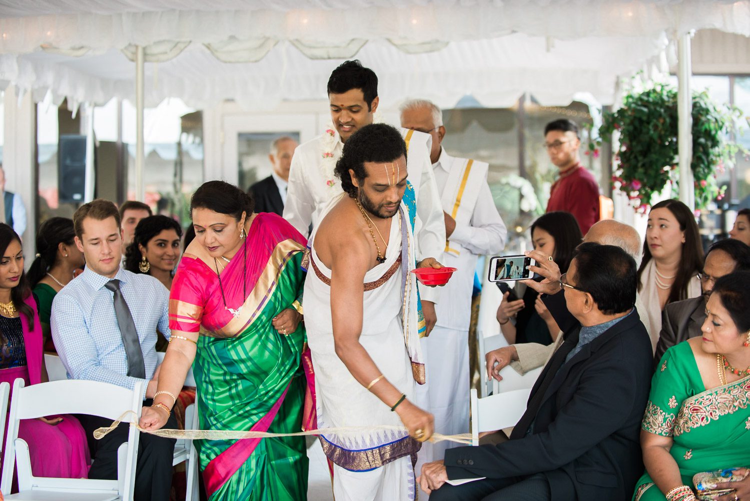 Seattle Wedding Photographer Lessie Blue Photography Wedding Photographers Seattle 0836