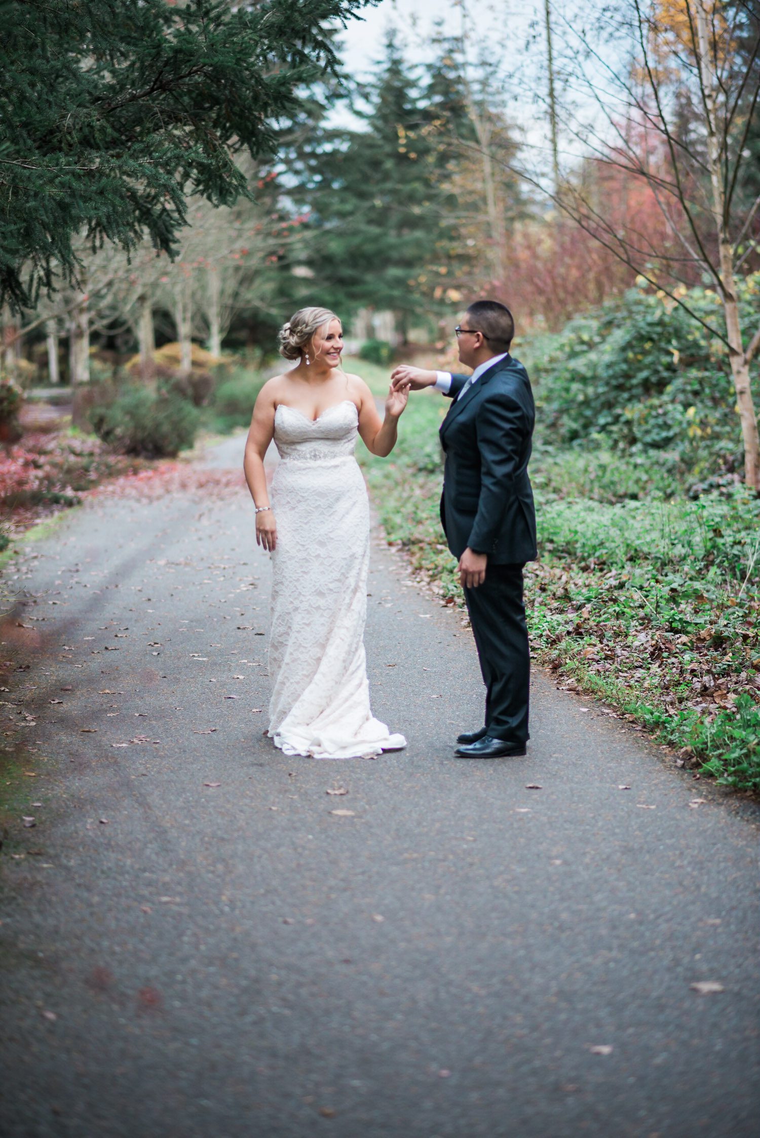 Seattle Wedding Photographer Lessie Blue Photography Wedding Photographers Seattle 6010