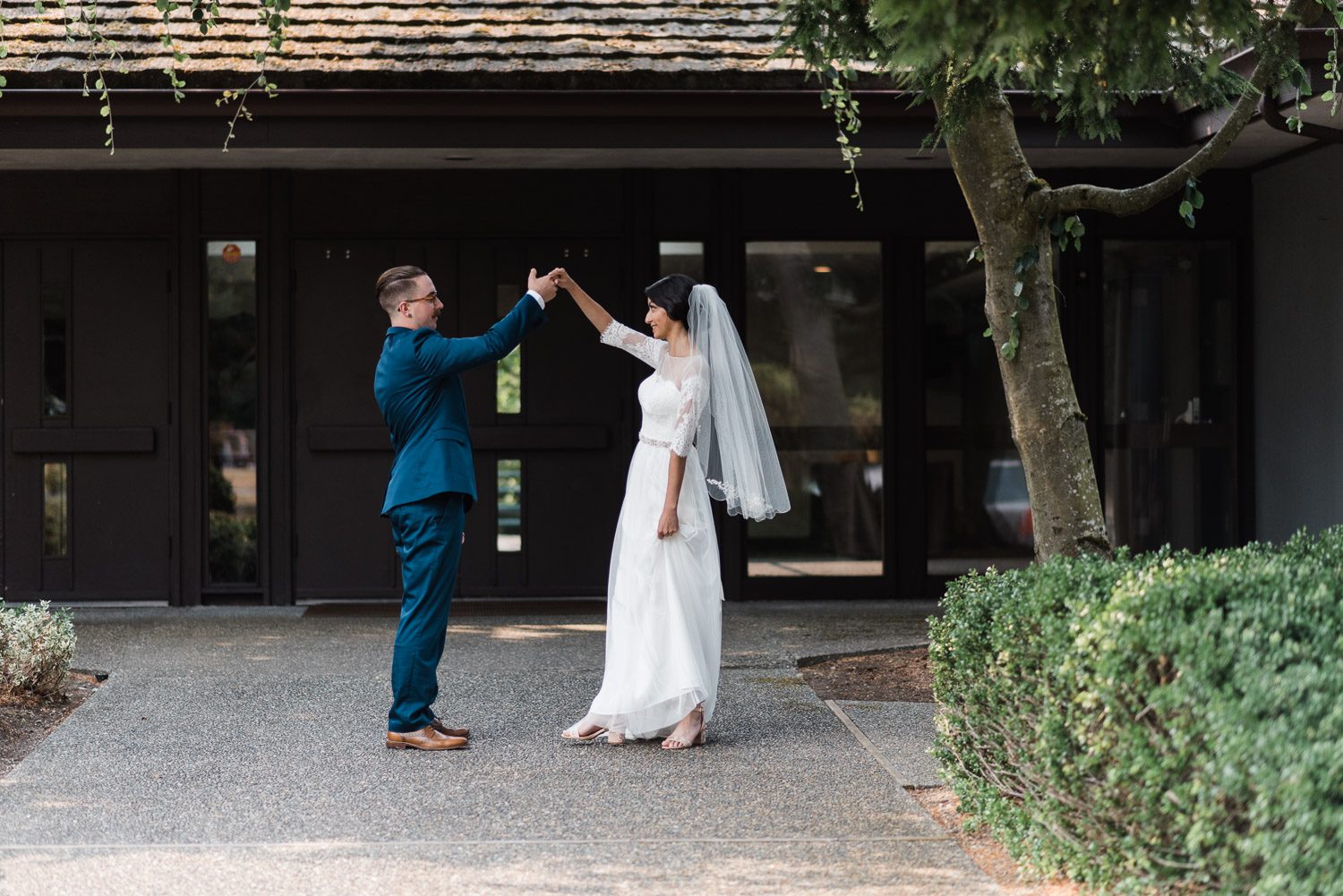 Seattle Wedding Photographer Lessie Blue Photography Wedding Photographers Seattle 3207
