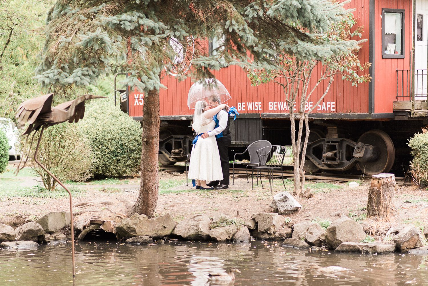 Seattle Wedding Photographer Lessie Blue Photography Wedding Photographers Seattle 9909