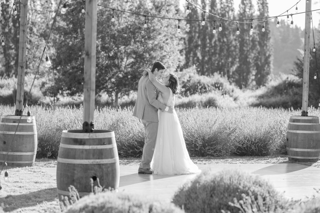 Tacoma Wedding Photographer Lavendar fields Woodinville 8319