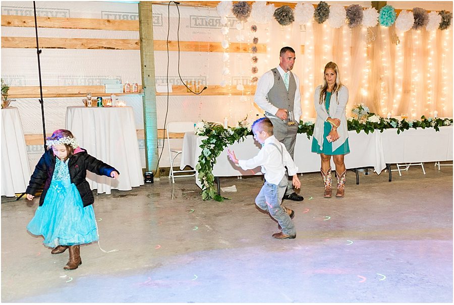 Lessie Blue Photography Tacoma Wedding Photographer 0040 1