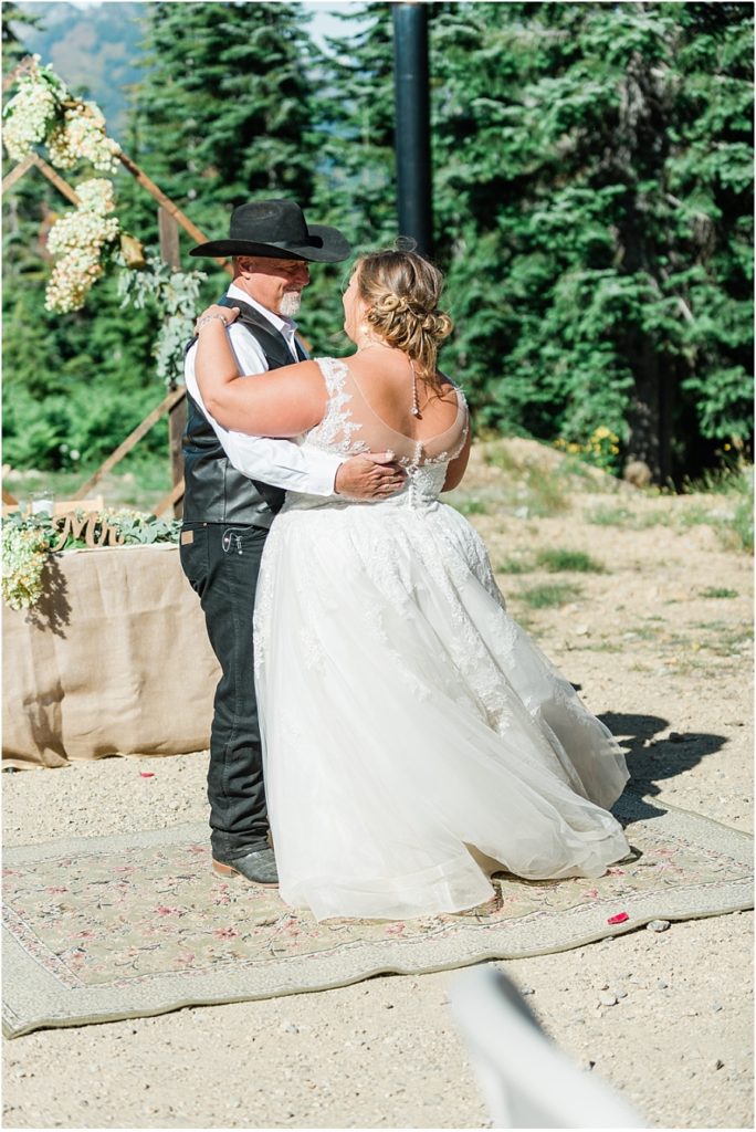 Lessie Blue Photography Tacoma Wedding Photographer 1176